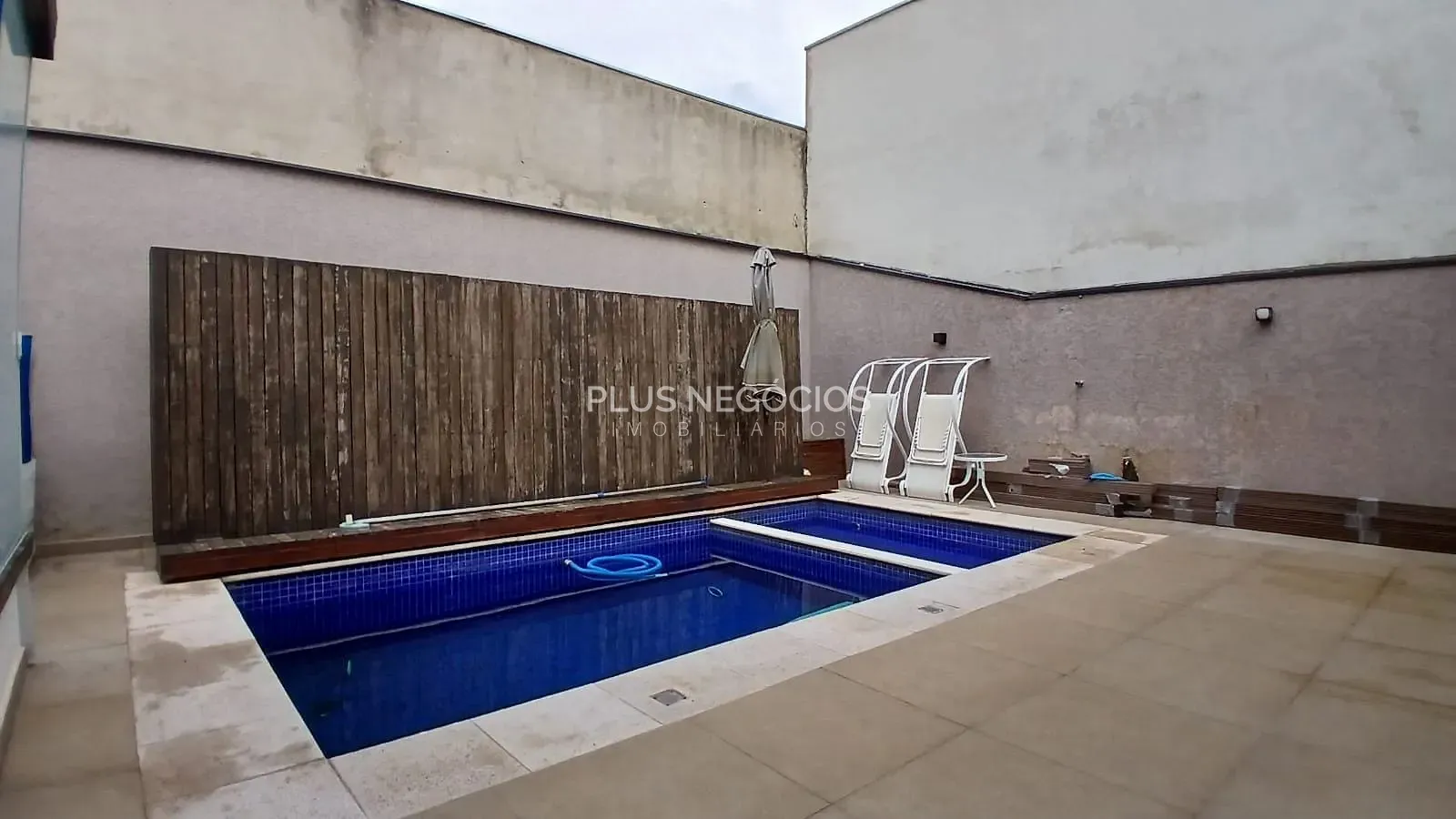 Casa, 4 quartos, 265 m² - Foto 24
