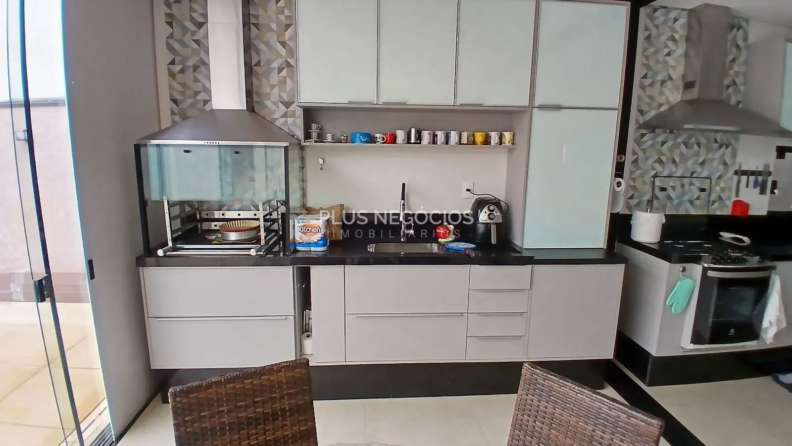 Casa, 4 quartos, 265 m² - Foto 25
