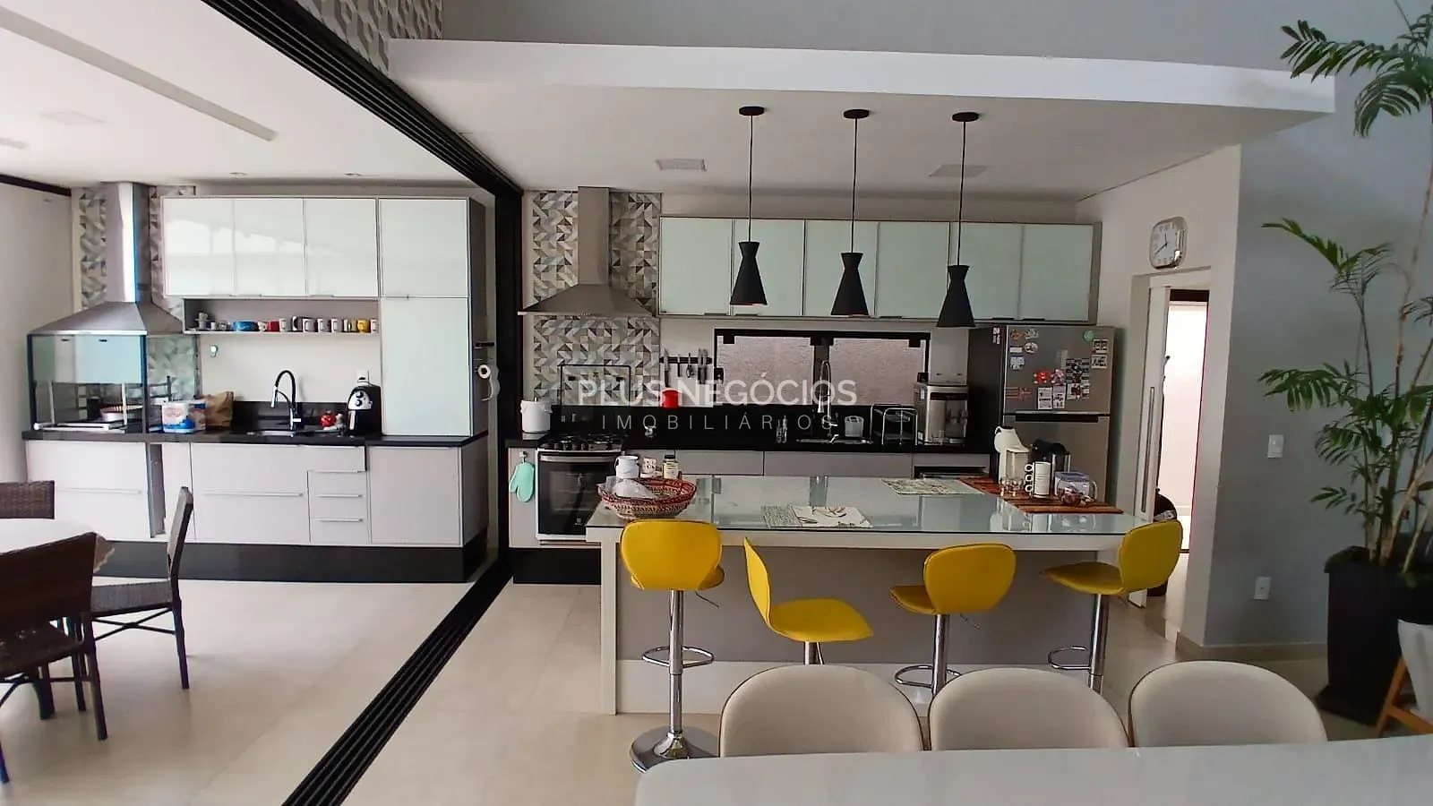 Casa, 4 quartos, 265 m² - Foto 34