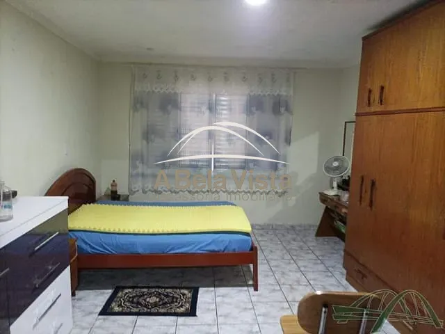 Casa com 250m² 5 quartos e 3 banheiros, à venda, no bairro ROCHDALE em Osasco