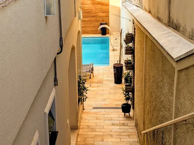 Casa com 300m² 3 quartos e 5 banheiros, à venda, no bairro Jardim Simus em Sorocaba