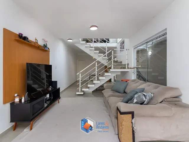 Casa com 205m² 3 quartos e 5 banheiros, à venda, no bairro Vila Dom Pedro II em São Paulo