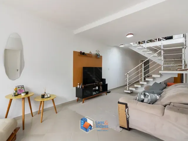 Casa com 205m² 3 quartos e 5 banheiros, à venda, no bairro Vila Dom Pedro II em São Paulo