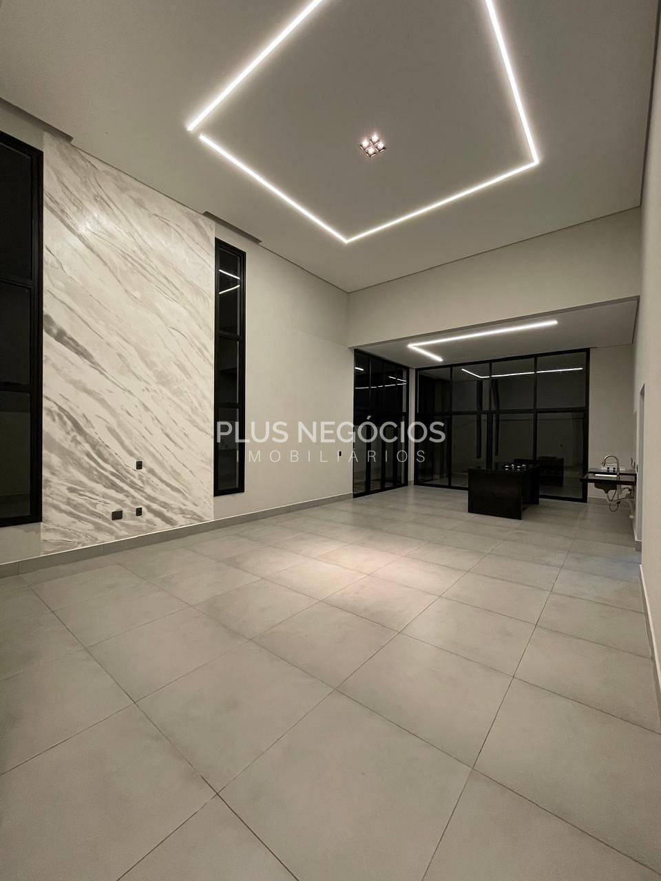 Casa à venda com 3 quartos, 238m² - Foto 6