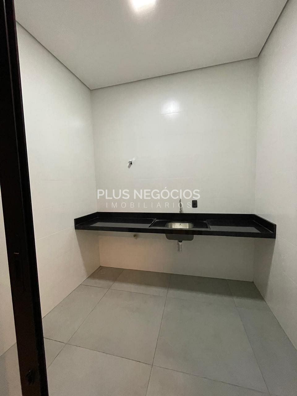 Casa à venda com 3 quartos, 238m² - Foto 10