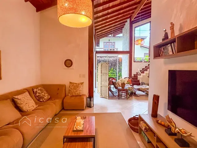 Casa com 448m² 3 quartos e 3 banheiros, à venda, no bairro Horto (Morro das Moças) em Ubatuba
