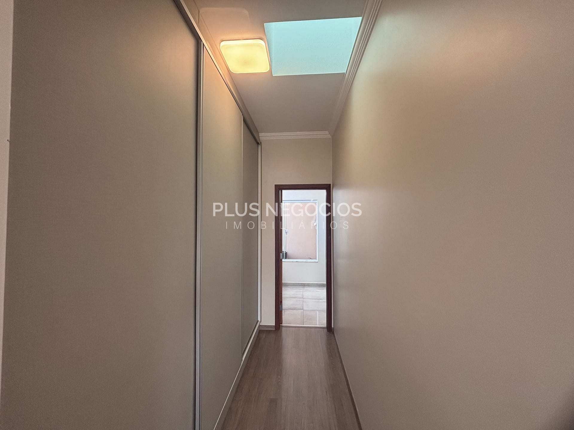 Casa para alugar com 3 quartos, 250m² - Foto 9