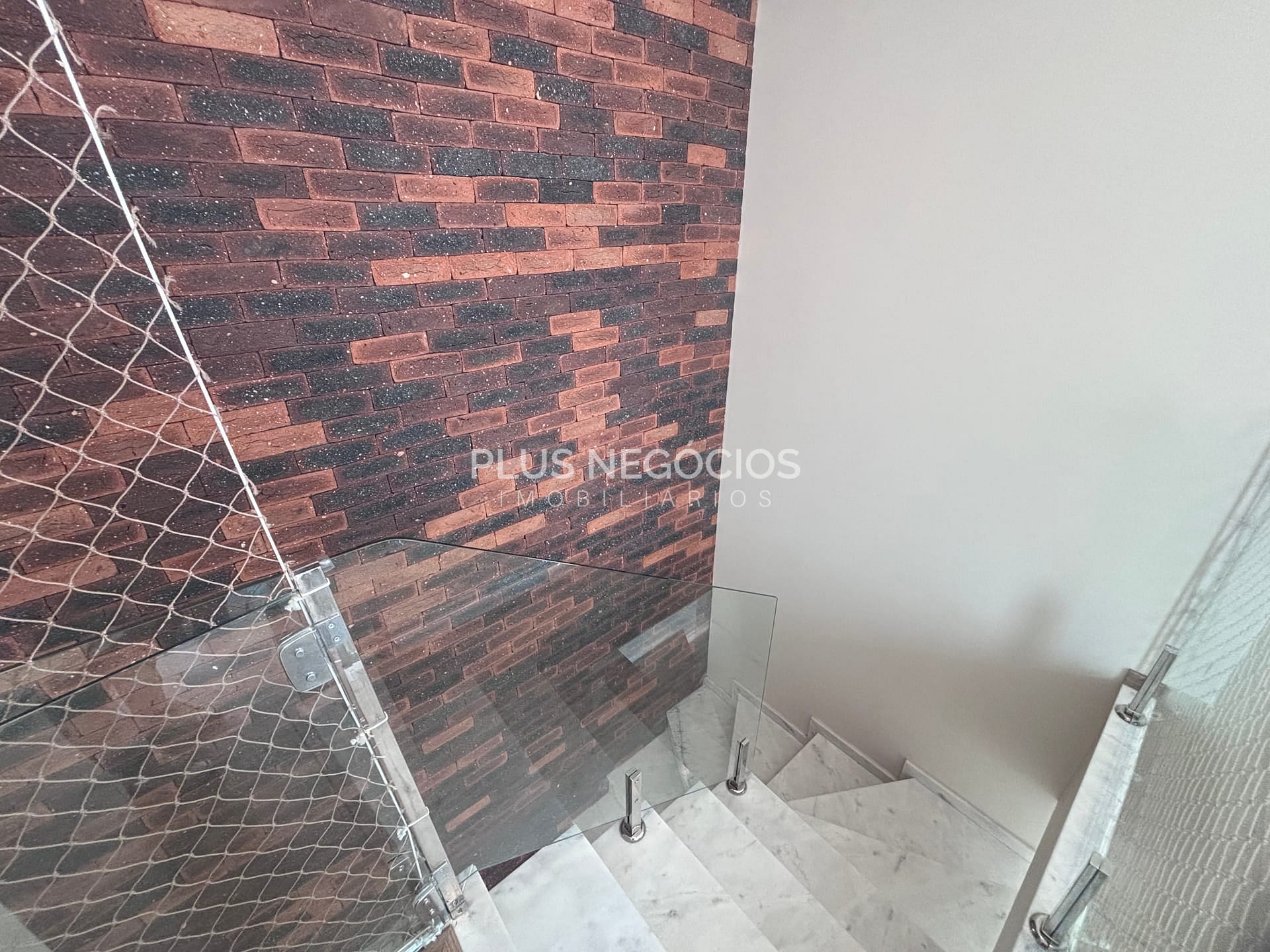 Casa para alugar com 3 quartos, 250m² - Foto 10