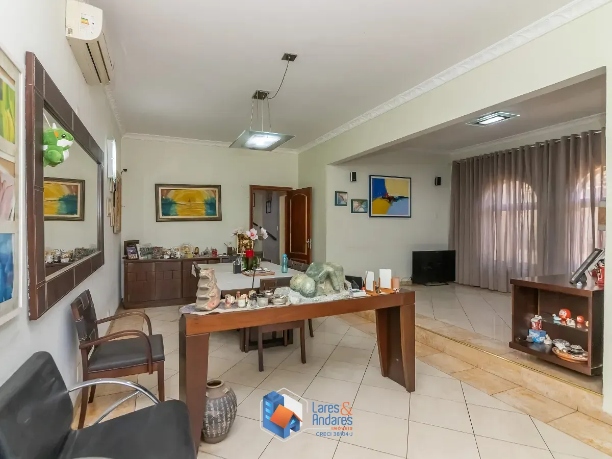 Casa, 4 quartos, 315 m² - Foto 1