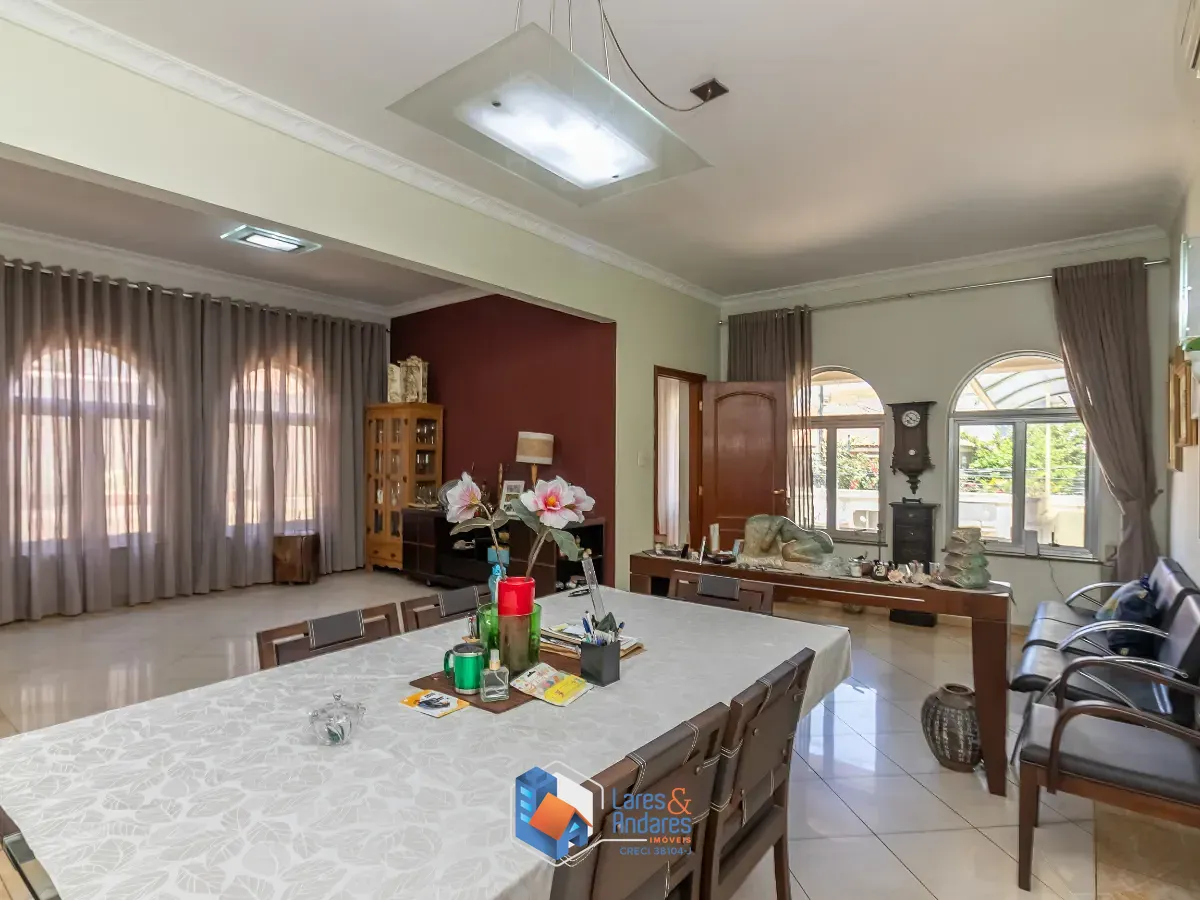 Casa, 4 quartos, 315 m² - Foto 2