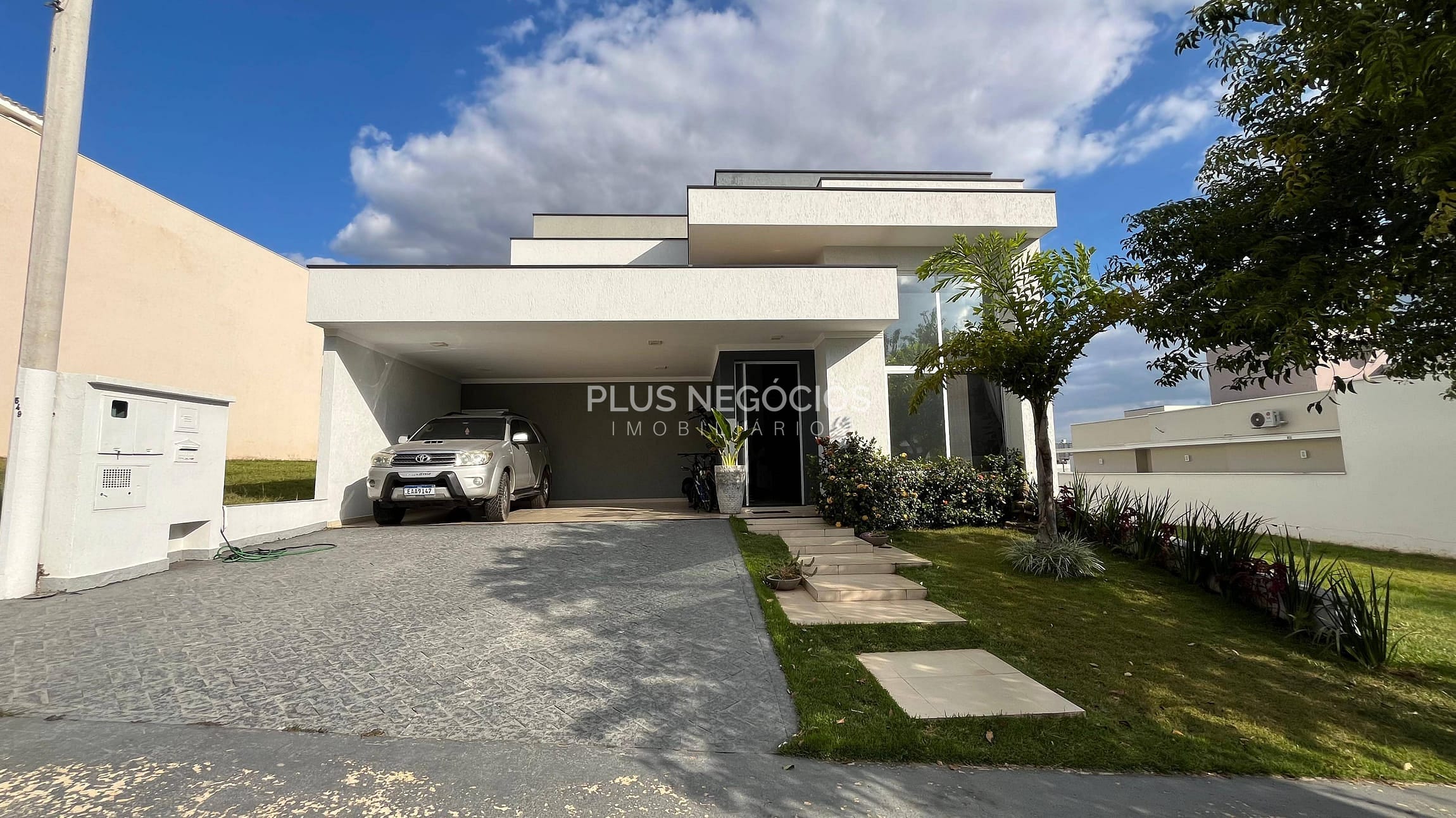 Casa à venda e aluguel com 3 quartos, 170m² - Foto 6