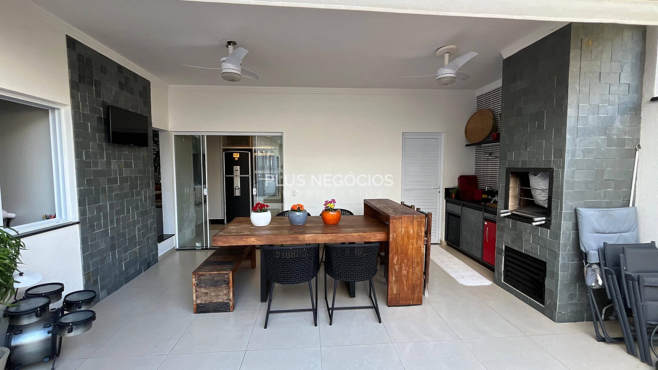 Casa à venda e aluguel com 3 quartos, 170m² - Foto 12