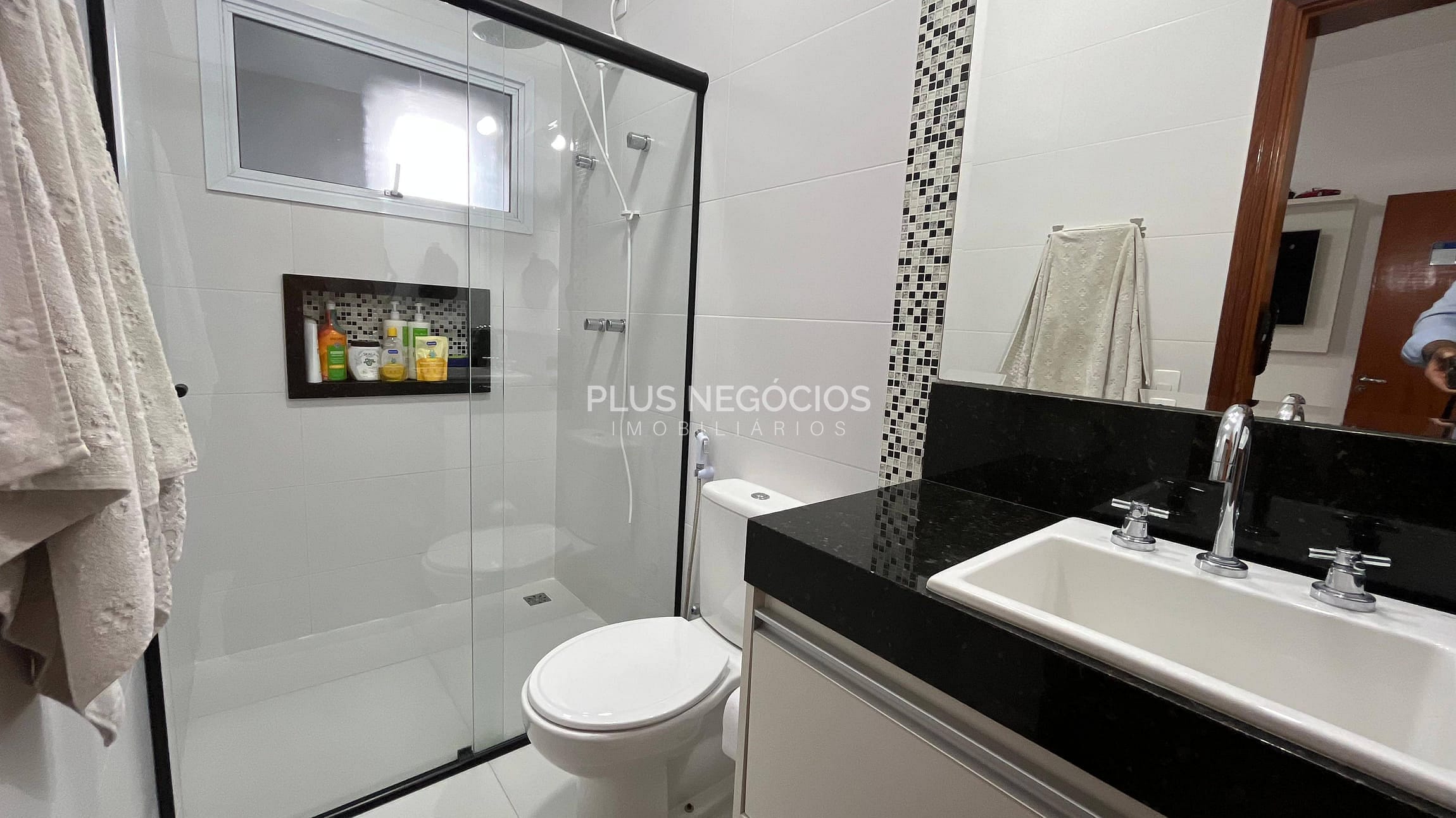 Casa à venda e aluguel com 3 quartos, 170m² - Foto 17