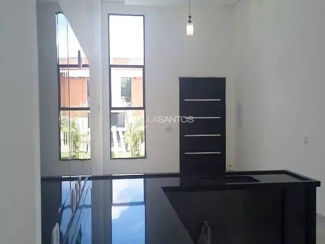 Casa com 154m² 3 quartos e 3 banheiros, à venda, no bairro Vila Bom Jesus em Sorocaba