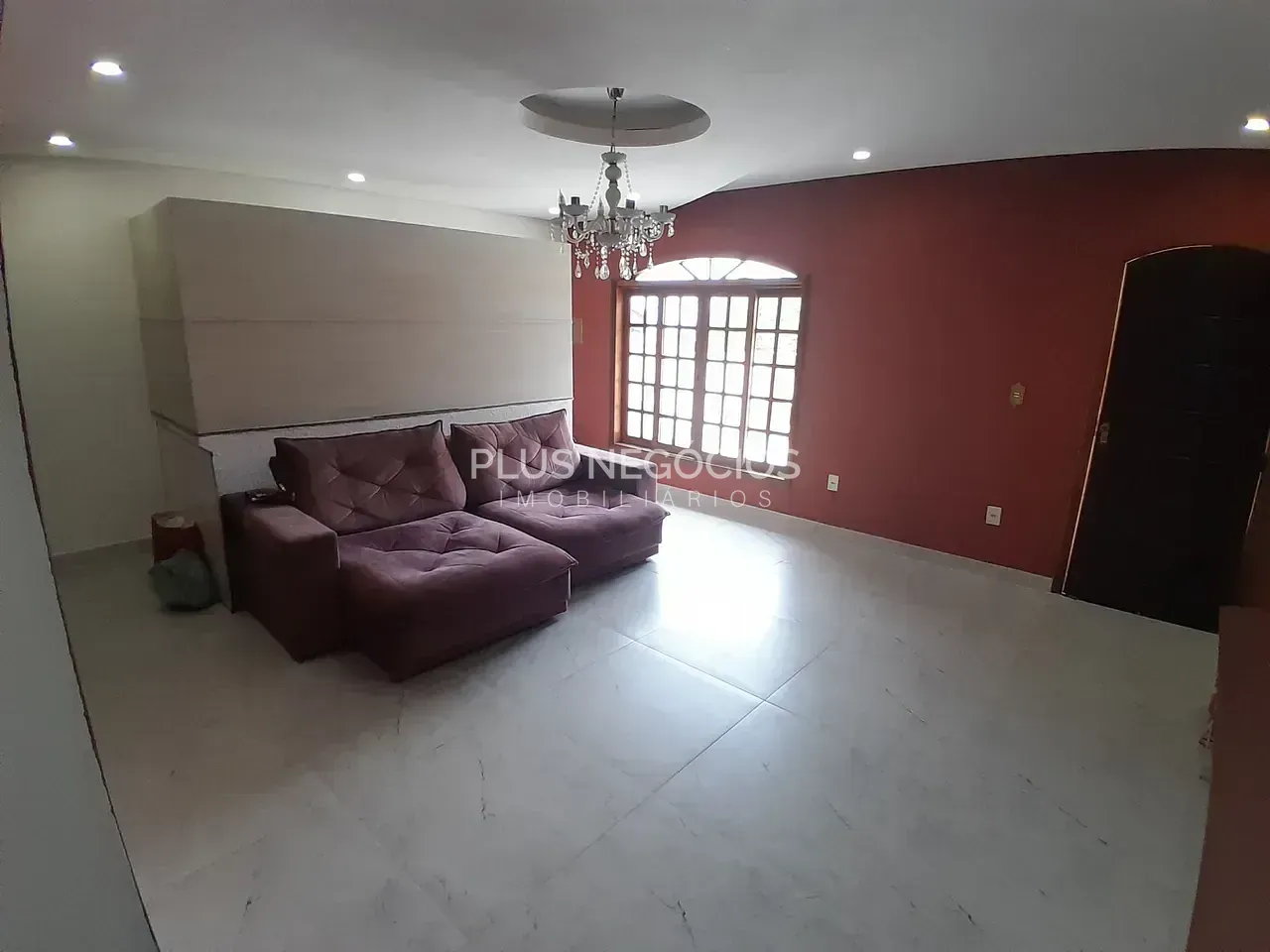 Casa, 3 quartos, 218 m² - Foto 2