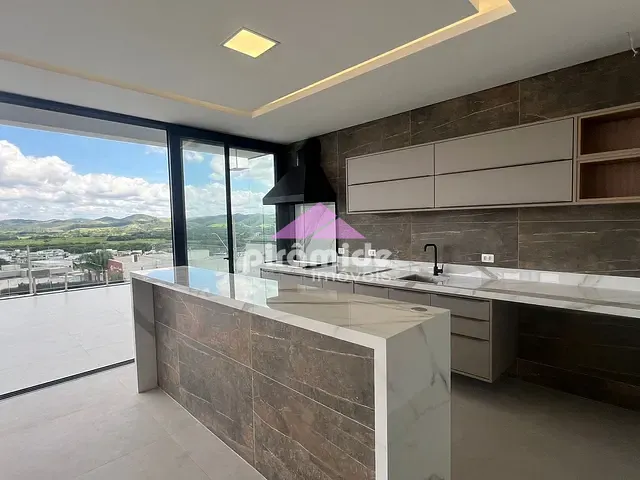 Casa com 540m² 5 quartos e 7 banheiros, à venda, no bairro Urbanova em São José dos Campos