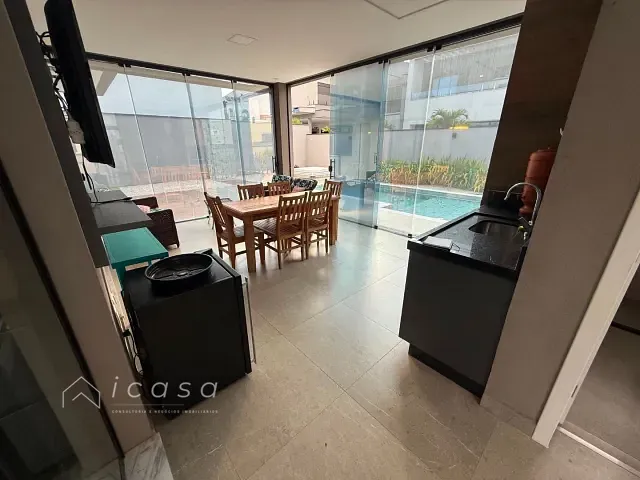 Casa com 492m² 4 quartos e 6 banheiros, à venda, no bairro Condomínio Residencial Alphaville II em São José dos Campos