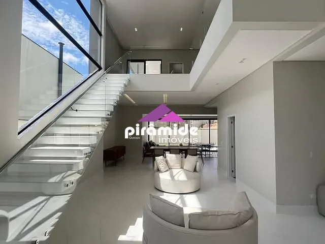 Casa com 540m² 4 quartos e 6 banheiros, à venda ou para alugar, no bairro Urbanova em São José dos Campos