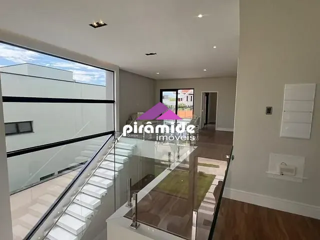 Casa com 540m² 4 quartos e 6 banheiros, à venda ou para alugar, no bairro Urbanova em São José dos Campos