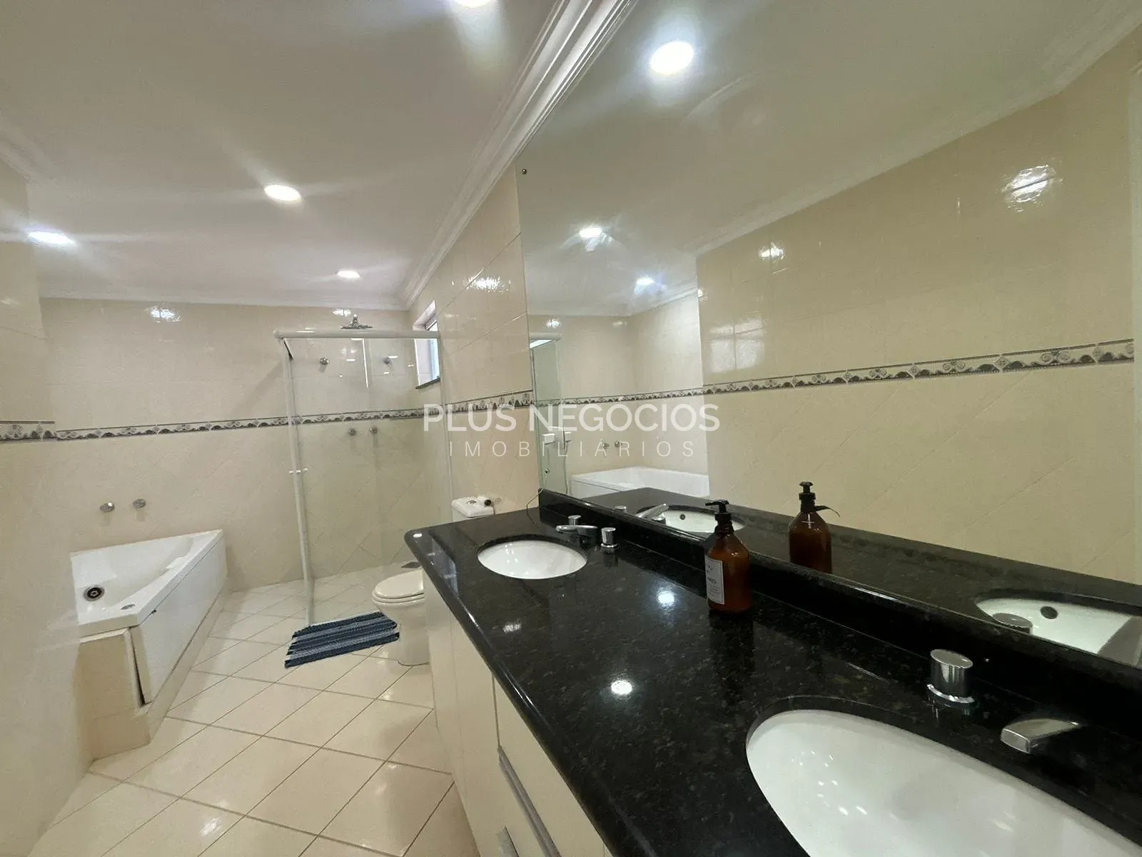 Casa, 3 quartos, 300 m² - Foto 24