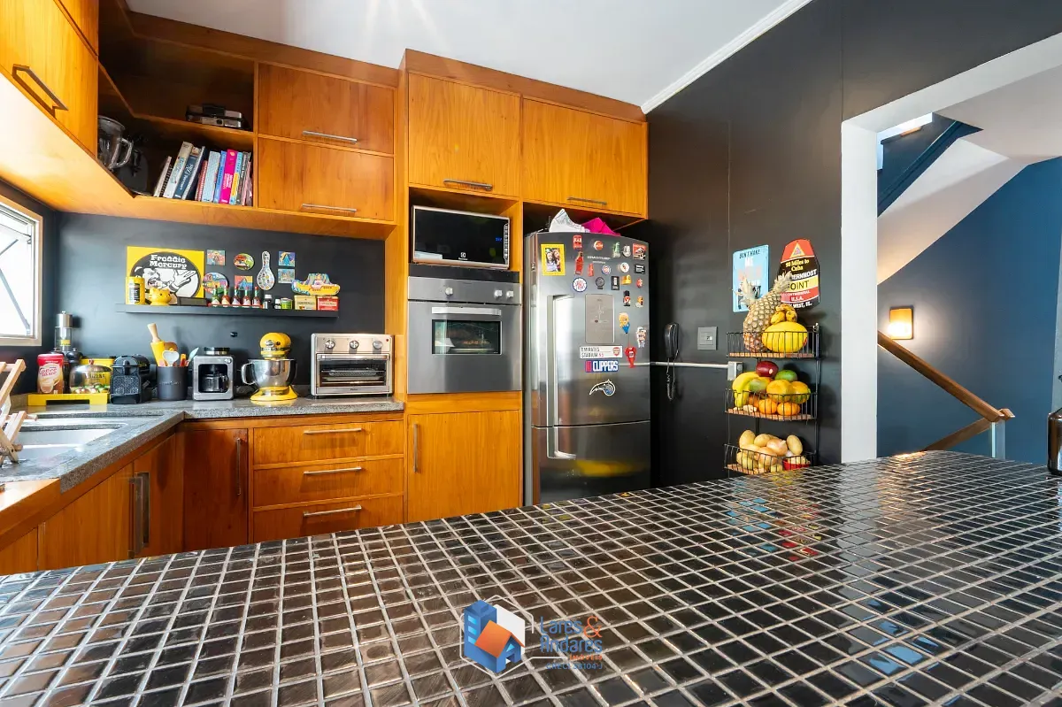 Casa, 3 quartos, 264 m² - Foto 23