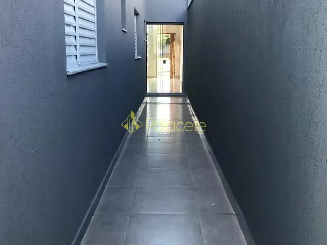 Casa com 125m² 2 quartos e 2 banheiros, à venda, no bairro Continental 3 em Taubaté