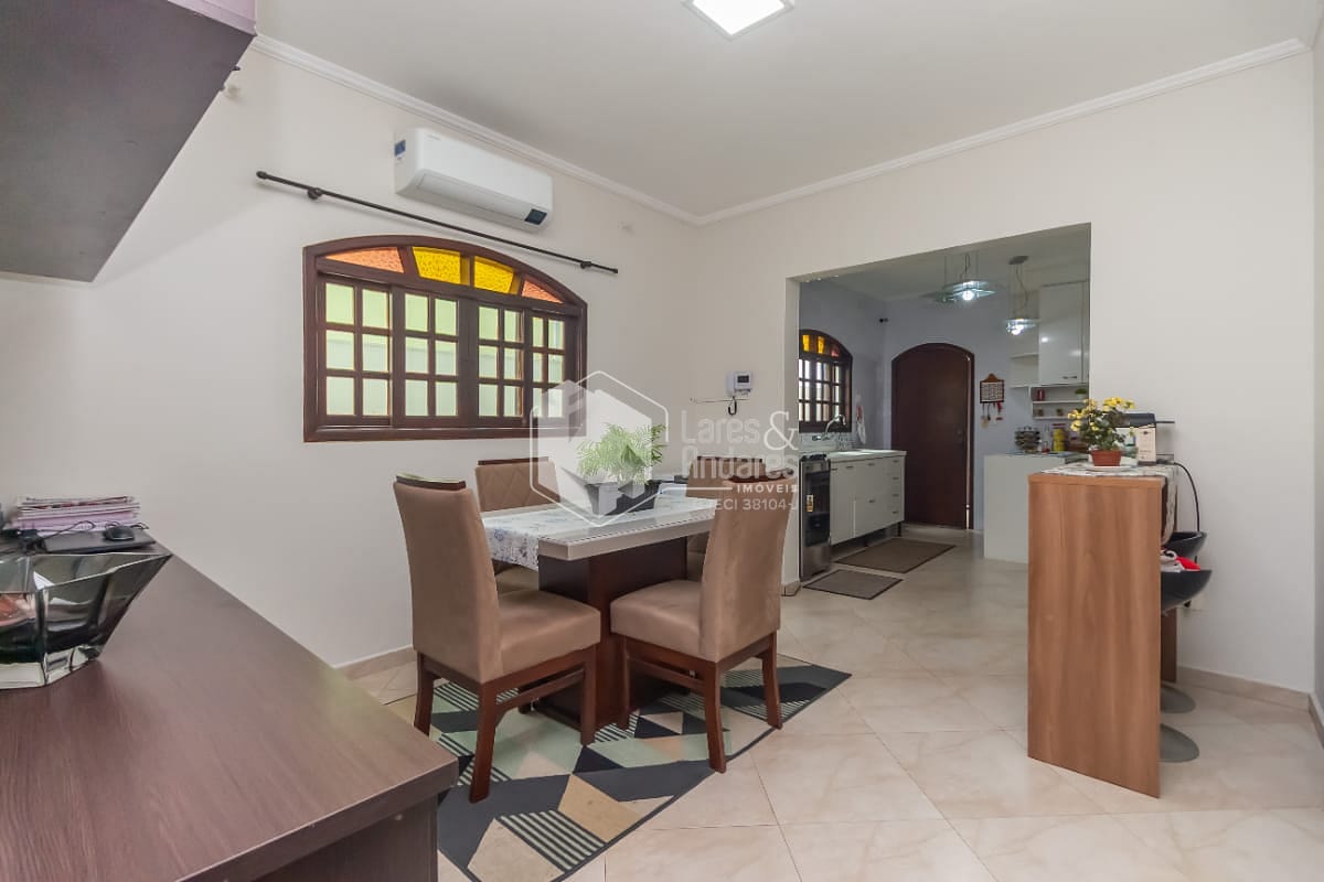 Casa, 3 quartos, 222 m² - Foto 4