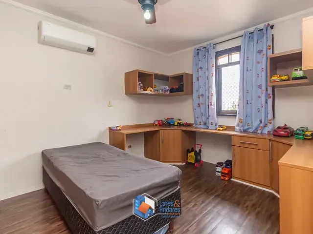Casa com 189m² 3 quartos e 5 banheiros, à venda, no bairro Parque São Domingos em São Paulo