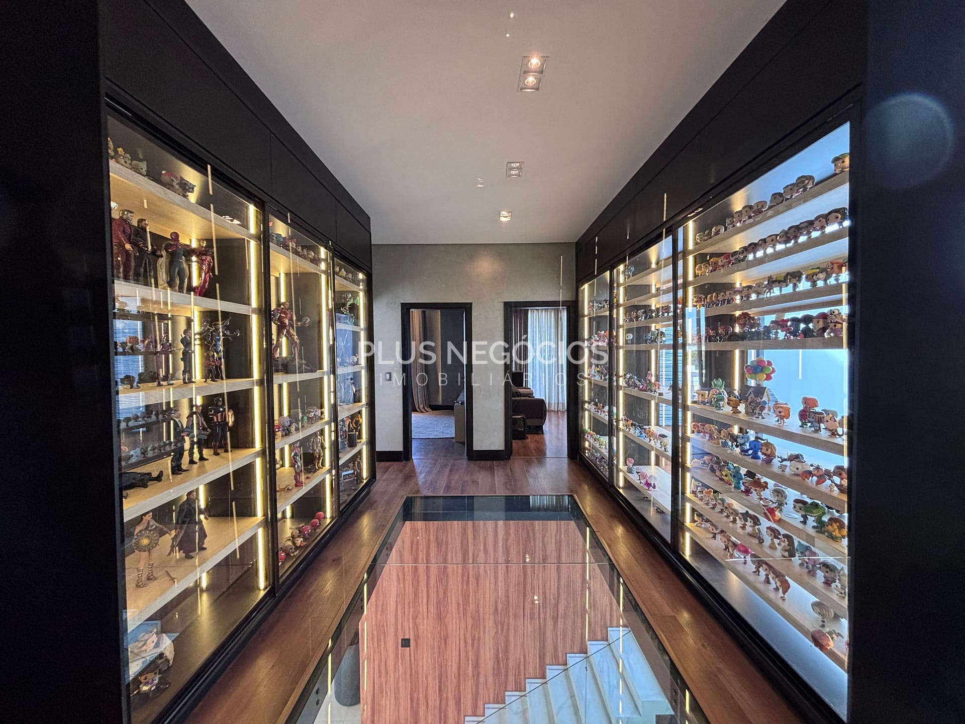 Casa à venda com 4 quartos, 776m² - Foto 29