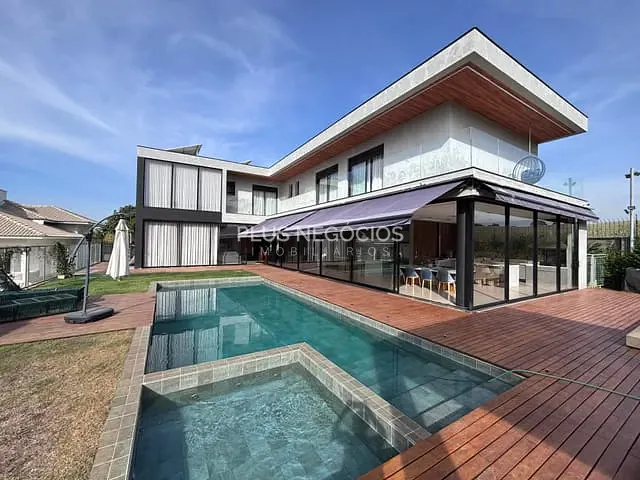 Casa com 1682m² 4 quartos e 6 banheiros, à venda, no bairro Parque Reserva Fazenda Imperial em Sorocaba