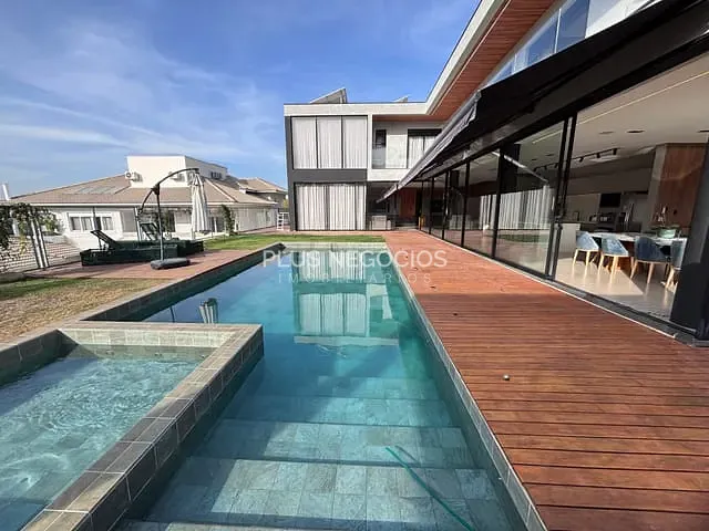 Casa com 1682m² 4 quartos e 6 banheiros, à venda, no bairro Parque Reserva Fazenda Imperial em Sorocaba