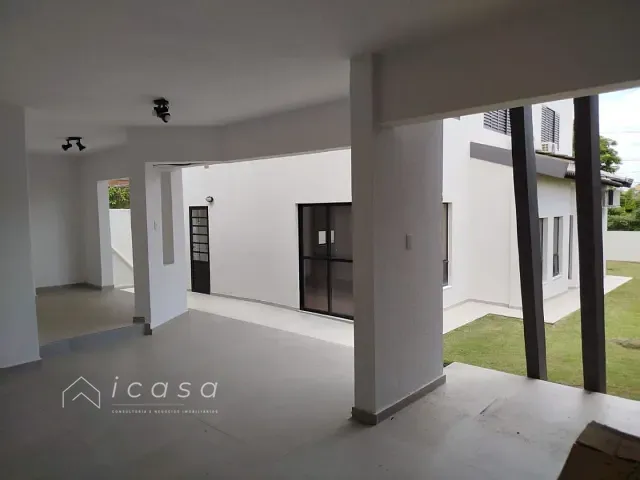 Casa com 360m² 4 quartos e 5 banheiros, à venda, no bairro Jardim das Colinas em São José dos Campos