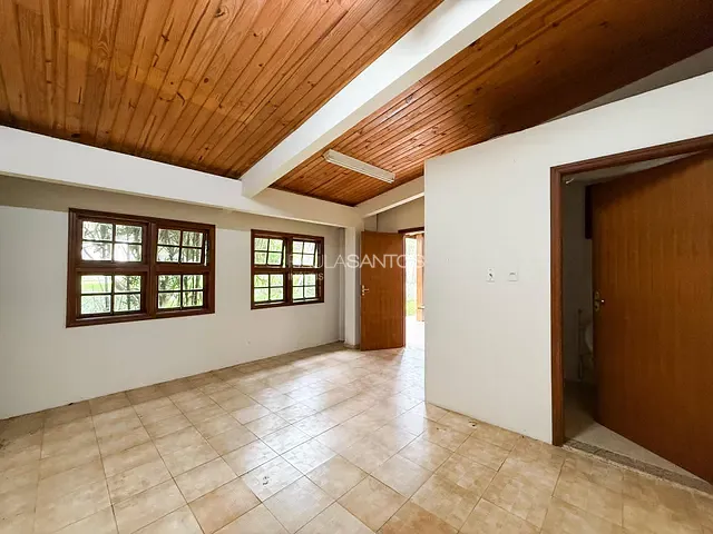 Casa 3 quartos e 4 banheiros, à venda, no bairro Além Ponte em Sorocaba
