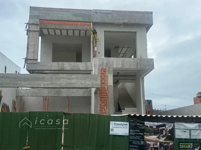 Casa com 450m² 4 quartos e 6 banheiros, à venda, no bairro Urbanova em São José dos Campos
