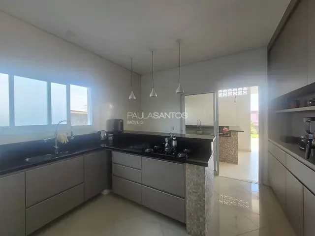 Casa com 1000m² 3 quartos e 5 banheiros, à venda, no bairro Jardim Novo Mundo em Sorocaba