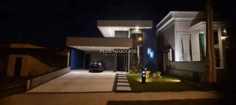 Casa à venda com 3 quartos, 199m² - Foto 2