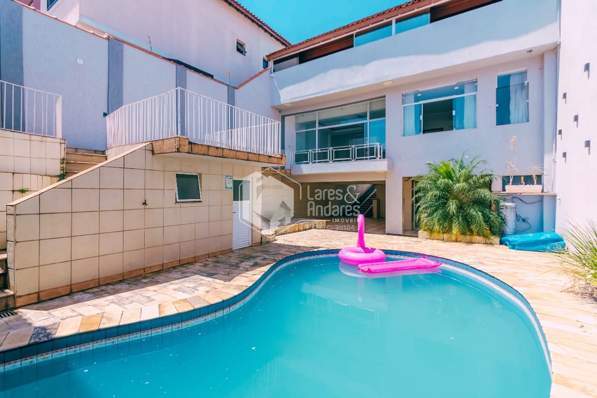 Casa, 5 quartos, 305 m² - Foto 2