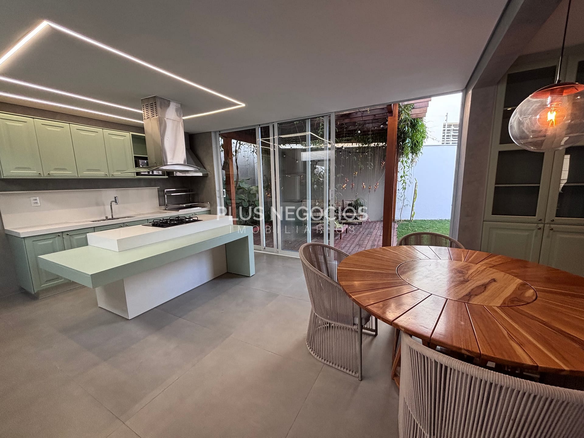 Casa à venda com 3 quartos, 155m² - Foto 15