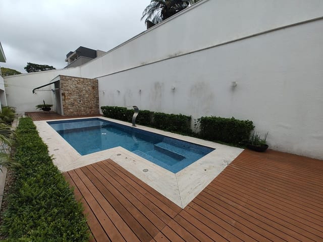 Casa com 740m² 4 quartos e 9 banheiros, à venda, no bairro Adalgisa em Osasco