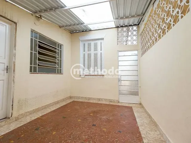 Casa com 300m² 3 quartos e 2 banheiros, à venda, no bairro Jardim Chapadão em Campinas