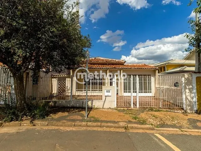 Casa com 300m² 3 quartos e 2 banheiros, à venda, no bairro Jardim Chapadão em Campinas