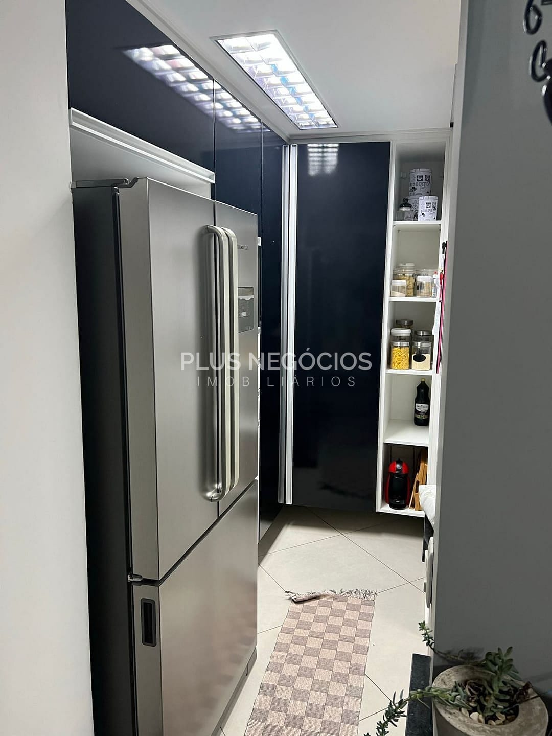 Casa à venda com 3 quartos, 176m² - Foto 17