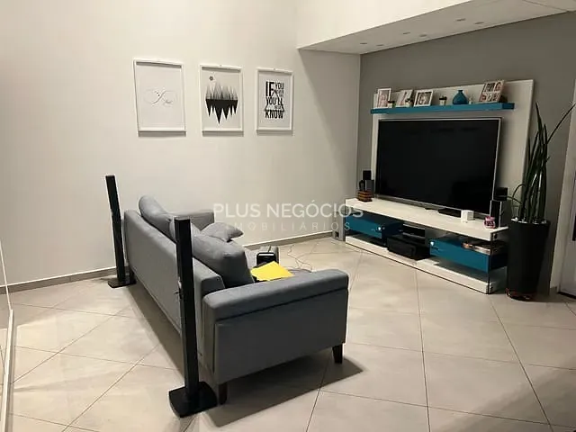 Casa com 200m² 3 quartos e 3 banheiros, à venda, no bairro Wanel Ville em Sorocaba