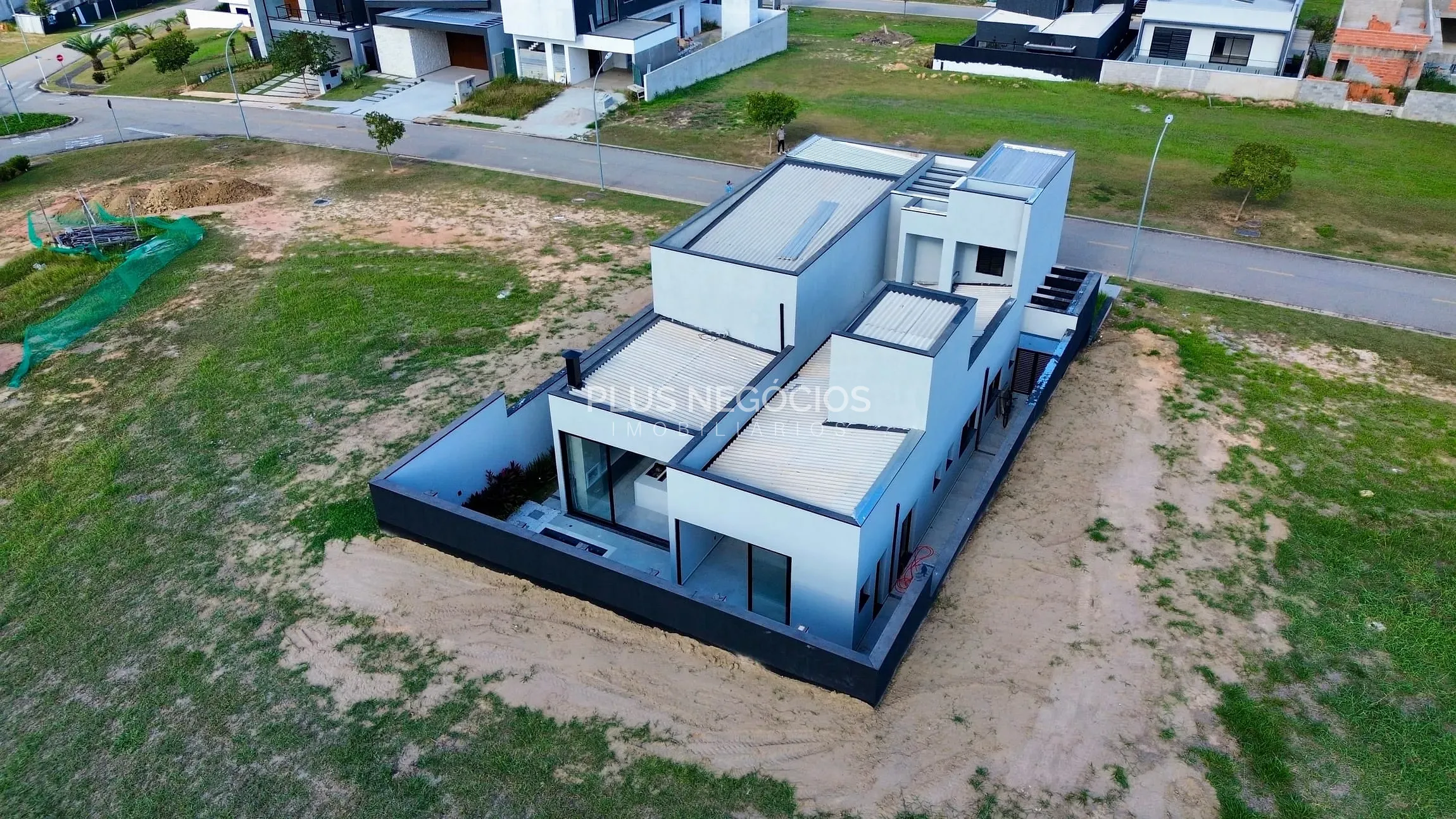 Casa, 3 quartos, 325 m² - Foto 28