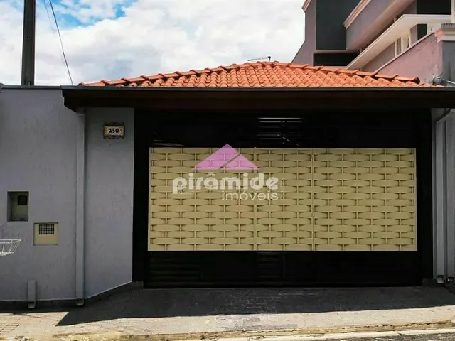 Casa com 175m² 3 quartos e 1 banheiro, à venda, no bairro Loteamento Villa Branca em Jacareí