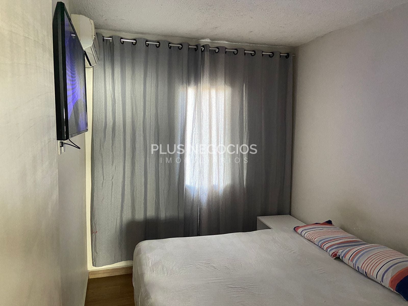Casa à venda com 2 quartos, 100m² - Foto 9