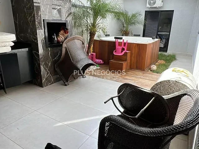 Casa com 280m² 3 quartos e 4 banheiros, à venda, no bairro Wanel Ville em Sorocaba