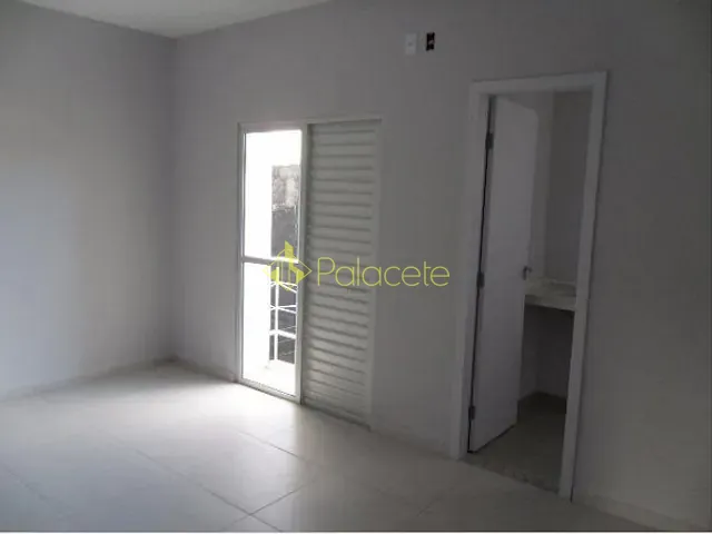 Casa com 133m² 3 quartos e 3 banheiros, à venda, no bairro Residencial Mombaça em Pindamonhangaba