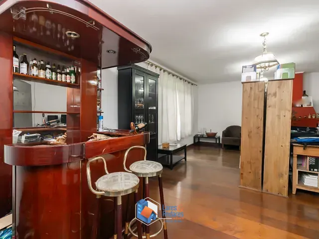 Casa com 322m² 4 quartos e 6 banheiros, à venda, no bairro Cidade São Francisco em São Paulo