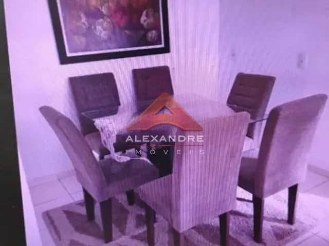 Casa com 124m² 3 quartos e 1 banheiro, à venda, no bairro Eugênio de Mello em São José dos Campos